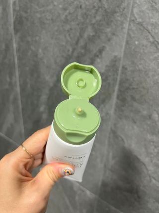 [트리마이] 제주 말차 로우 피에이치 클렌징 폼 — 5점을 준 리뷰어가 2024년 8월 올린 사용 사진