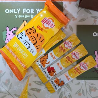 광동제약 [광동] 비타500데일리스틱 70포X2개 + 뚱랑이엽서 + 쇼핑백 증정 — 5점을 준 리뷰어가 2022년 11월 올린 사용 사진