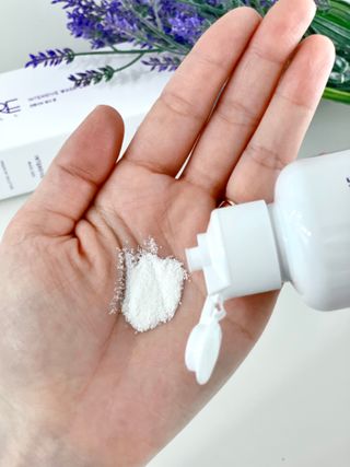 바르셀 저분자피쉬콜라겐 클랜징 파우더 화이트닝 각질제거 필링 워시 젠 90g — 5점을 준 리뷰어가 2021년 11월 올린 사용 사진