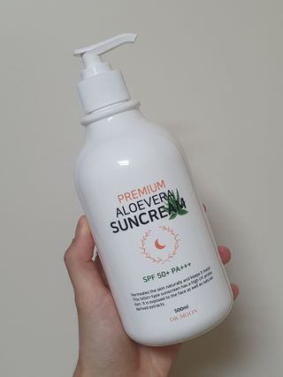 [닥터문] 프리미엄 알로에베라 선크림 500ml — 4점을 준 리뷰어가 2022년 7월 올린 사용 사진