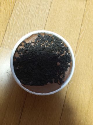 롯데제과 본젤라또 비스킷&바닐라카라멜바, 본젤라또 베리쇼콜라컵 — 5점을 준 리뷰어가 2021년 12월 올린 사용 사진