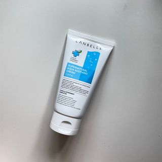 랑벨 수퍼내츄럴 아쿠아 수딩 크림 100ml — 5점을 준 리뷰어가 2022년 6월 올린 사용 사진