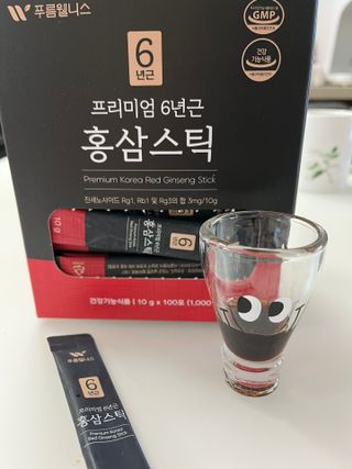 [푸름웰니스] 프리미엄 6년근 홍삼스틱 3mg x 100포 — 5점을 준 리뷰어가 2022년 2월 올린 사용 사진