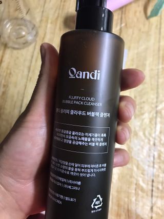 헤어플러스 콴디 플러피 클라우드 버블 팩 클렌저 — 5점을 준 리뷰어가 2021년 5월 올린 사용 사진