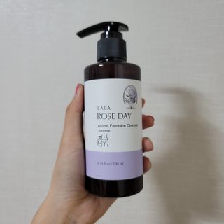 라라로즈데이 시즌2 여성청결제 200ml 아로마 페미민 클렌저, 독일더마인증 — 5점을 준 리뷰어가 2021년 8월 올린 사용 사진