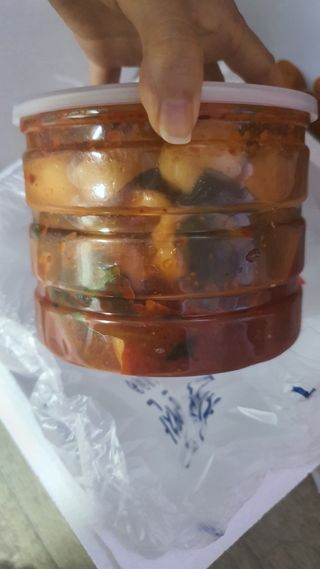 셰프애찬 알타리김치 총각김치 1kg — 4점을 준 리뷰어가 2022년 10월 올린 사용 사진