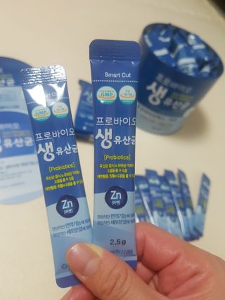 서울약사신협_프로바이오생유산균_2.5G x 100포 — 4점을 준 리뷰어가 2021년 4월 올린 사용 사진