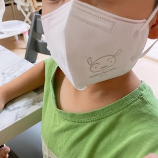 [숨그림] 2D 새부리형, 짱구, 무직타이거, 빨강머리앤 우리아이 그리고 내가 쓰는 믿을수있는 케릭터 마스크 — 5점을 준 리뷰어가 2021년 9월 올린 사용 사진