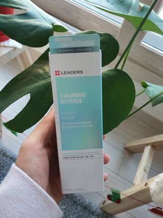 리더스코스메틱 리더스 카밍 바이오틱스 에센스 워터 — 5점을 준 리뷰어가 2021년 12월 올린 사용 사진