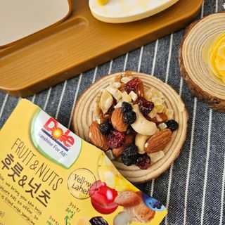 돌 [Dole] 후룻&넛츠 블랙/옐로우/레드라벨 (맛 랜덤발송) — 5점을 준 리뷰어가 2025년 2월 올린 사용 사진