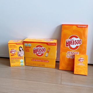 [광동제약] 비타500데일리스틱70포&굿즈3종 — 4.5점을 준 리뷰어가 2021년 10월 올린 사용 사진
