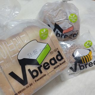 롯데제과 Vbread 포카치아식빵1개 + 미니식빵 1개 + 머핀 2개 세트 — 5점을 준 리뷰어가 2021년 9월 올린 사용 사진