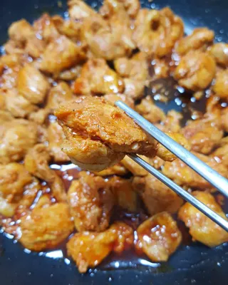 (주)마니커 마니커 닭고기 덧살구이 2종(올리브소금&핫칠리) [냉동 500g] — 5점을 준 리뷰어가 2022년 11월 올린 사용 사진