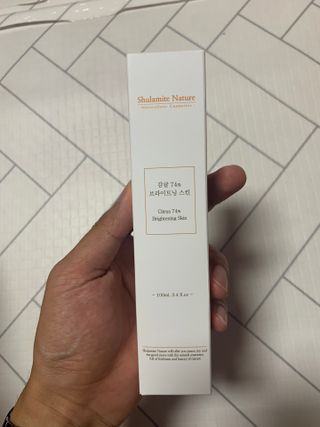 술람미네이처 자연주의 화장품ㅣ잡티/칙칙함/건조함/얼룩덜룩한피부ㅣ식약처 인증 미백 스킨 - 감귤 74 브라이트닝 스킨 — 4.5점을 준 리뷰어가 2022년 5월 올린 사용 사진