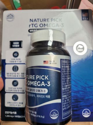 서울약사신협 네이처픽_알티지오메가3_1,205mg x 180캡슐 — 5점을 준 리뷰어가 2021년 9월 올린 사용 사진