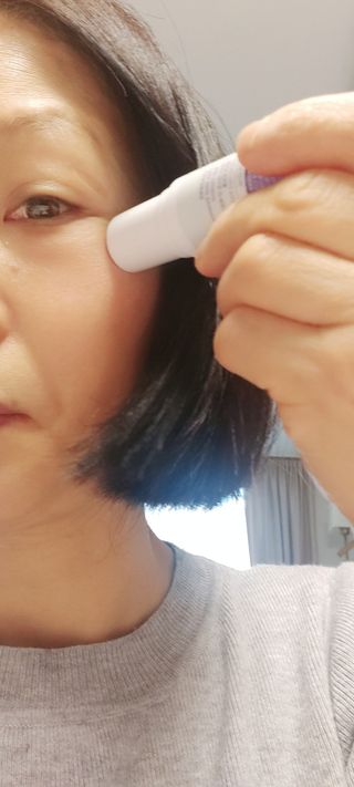리더스코스메틱 리더스 퍼스트 샷 에센스 스틱 2종 — 4점을 준 리뷰어가 2022년 3월 올린 사용 사진