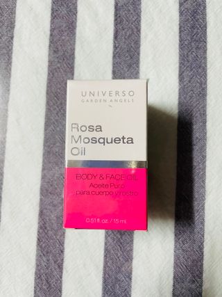 유니베르소 로즈힙 오일 15ml — 4점을 준 리뷰어가 2021년 6월 올린 사용 사진