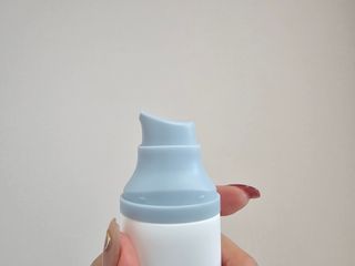 MF[스킨1004] 마다가스카르 센텔라 히알루-시카 워터핏 선세럼 50ml — 5점을 준 리뷰어가 2024년 5월 올린 사용 사진