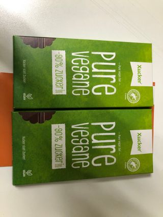 당류2g 자일리톨로 단맛을낸 슈카 퓨어비건 무설탕초콜릿 Xucker vegan 2개입 — 5점을 준 리뷰어가 2021년 4월 올린 사용 사진
