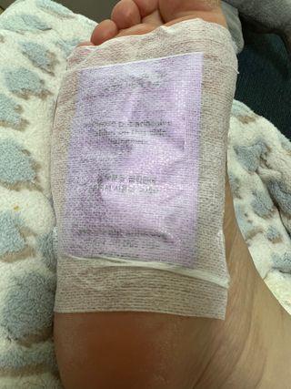 [레제르] 아로마 수액패치 발패치 10매입 - 라벤더향/유칼립투스향/대나무향 — 5점을 준 리뷰어가 2022년 3월 올린 사용 사진