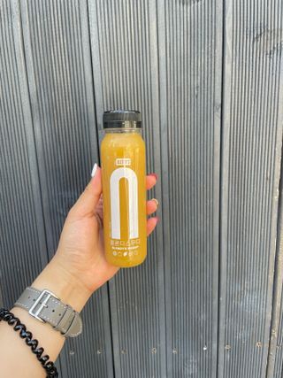 BLENDY'S 핑크 스무디+블론디 스무디 — 5점을 준 리뷰어가 2021년 10월 올린 사용 사진