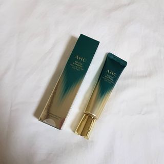 [NEW 탄력유턴 아이크림] AHC 유스 래스팅 리얼 아이크림 포 페이스 — 5점을 준 리뷰어가 2021년 3월 올린 사용 사진