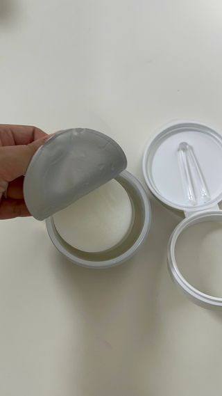 산다화 비타민씨 화이트닝 토너 패드 — 4점을 준 리뷰어가 2023년 9월 올린 사용 사진