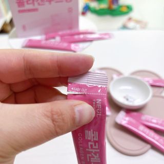 늘20s 콜라겐 부스팅_COLLAGEN BOOSTING — 4.5점을 준 리뷰어가 2023년 2월 올린 사용 사진