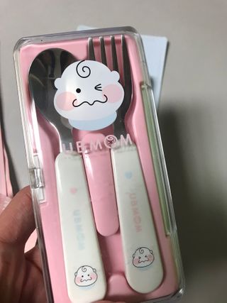 유비맘 스푼포크 케이스 세트 1+1 _컬러랜덤 발송 — 5점을 준 리뷰어가 2021년 1월 올린 사용 사진