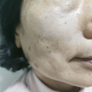 [트라움하프트] 컴포트 핏 쿠션 — 5점을 준 리뷰어가 2022년 11월 올린 사용 사진