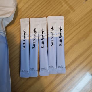 실크가글 실크단백질 함유 구강청결제 11ml 50포 — 5점을 준 리뷰어가 2021년 9월 올린 사용 사진