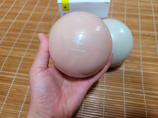 트라택 쿠셔닝 웨이트볼 0.5kg + 1kg SET — 4점을 준 리뷰어가 2022년 5월 올린 사용 사진