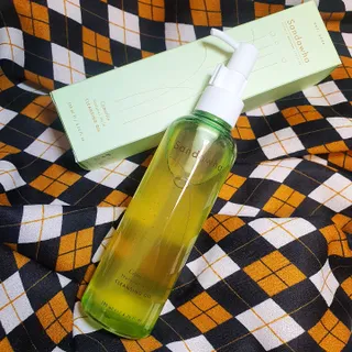 스킨큐어 산다화 순한 클렌징 동백 오일 200ml — 5점을 준 리뷰어가 2023년 3월 올린 사용 사진
