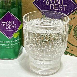 몽베스트 Montbest with Sparkling water Lime20병 — 4.5점을 준 리뷰어가 2022년 9월 올린 사용 사진