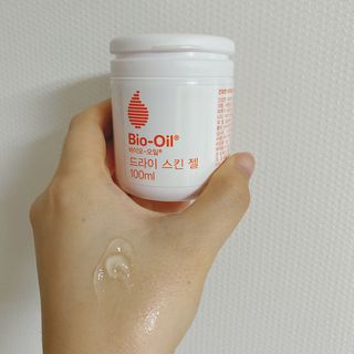 바이오오일 [바이오-오일] 드라이 스킨 젤 100ml — 5점을 준 리뷰어가 2021년 12월 올린 사용 사진