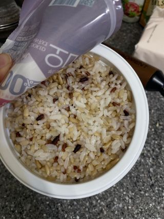 [구매평]양반 동원 양반 100밥 오미밥, 130g, 12개 — 5점을 준 리뷰어가 2025년 5월 올린 사용 사진