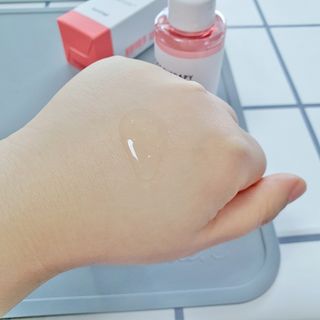 썸헤어 / SUMHAIR 썸헤어 실키 테라피 헤어 에센스 — 5점을 준 리뷰어가 2021년 4월 올린 사용 사진