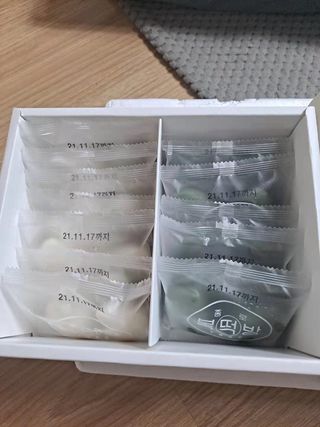 종로복떡방 레트로 3총사 바람떡 세트 — 5점을 준 리뷰어가 2021년 5월 올린 사용 사진