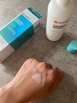 리더스코스메틱 리더스 카밍 바이오틱스 에센스 워터 — 5점을 준 리뷰어가 2021년 9월 올린 사용 사진