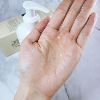 큐어코드 수딩 릴리프 클렌저 — 5점을 준 리뷰어가 2022년 7월 올린 사용 사진