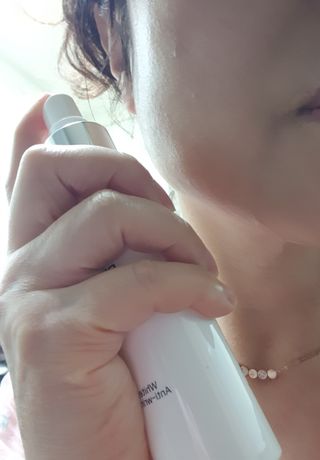 리생 [Re생] 퍼팩트 앰플 이중 기능성 미스트 100ml  피부미백 주름개선 = 총 2개 200ml 증정 — 5점을 준 리뷰어가 2021년 9월 올린 사용 사진