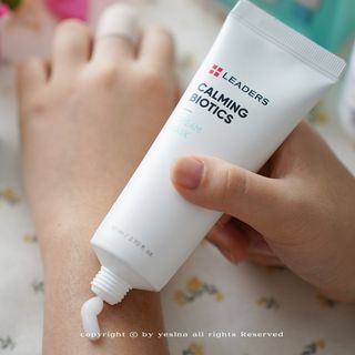 리더스코스메틱 리더스 카밍 바이오틱스 #1등 진정 기획세트 [에센스 워터150ml + 크림 마스크80ml] — 5점을 준 리뷰어가 2022년 9월 올린 사용 사진