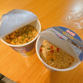NISSIN 닛신 컵누들  4종 - 씨푸드오리지날, 씨푸드 스파이시, 씨푸드 커리, 씨푸드 XO소스 — 5점을 준 리뷰어가 2022년 11월 올린 사용 사진