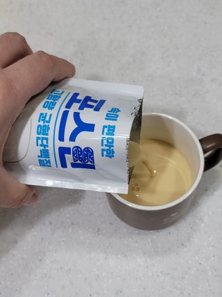 자연에온 마시는 프로틴 고함량 균형단백질 음료 포스틴 125ml 10개입 1BOX — 5점을 준 리뷰어가 2021년 4월 올린 사용 사진