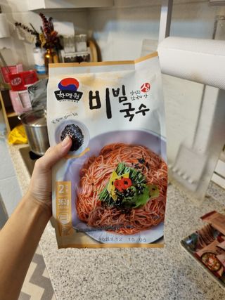[한면원] 비빔국수 2인분 — 4점을 준 리뷰어가 2022년 8월 올린 사용 사진