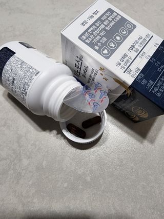 프리마인 홍삼의 강력한 에너지, 이제는 흡수율을 높인 최첨단 캡슐로 간편하게 초고속 충전하세요. — 5점을 준 리뷰어가 2022년 8월 올린 사용 사진