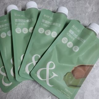 [뷰캔] 건강한 식사대용 앰퍼샌드 단백질 쉐이크 초코&말차 50g — 5점을 준 리뷰어가 2022년 6월 올린 사용 사진