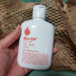 바이오오일 [바이오-오일] 바디 로션 175ml — 5점을 준 리뷰어가 2021년 12월 올린 사용 사진