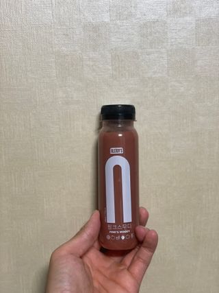 BLENDY'S 핑크 스무디+블론디 스무디 — 5점을 준 리뷰어가 2021년 9월 올린 사용 사진