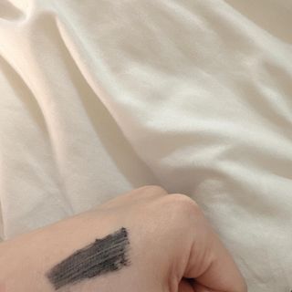 더소설 소설 블랙아이래쉬 세럼 10g(SOSEOL BLACK EYELASH SERUM 10g) — 5점을 준 리뷰어가 2023년 6월 올린 사용 사진